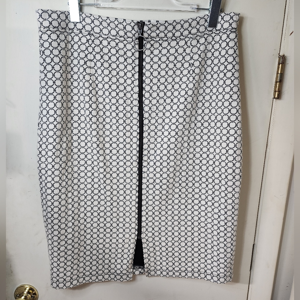 Maeve Anthropologie Ivory White Black Knit Pencil Skirt Women's Size Large - Picture 2 of 9